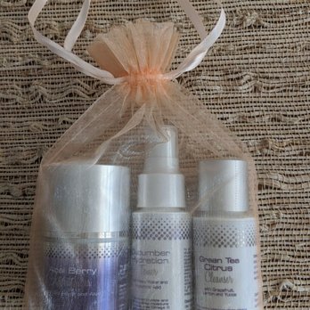 Fresh Face Therapeutics - The lovely sachet filled with the facial products I selected: Acai moisturizer, Cucumber Hydration toner, and green tea citrus cleanser! - Skin Care Near Me - Rio Rancho, New Mexico