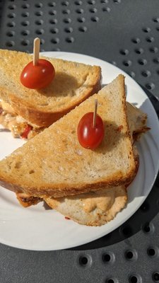 Good Eats Cafe by null