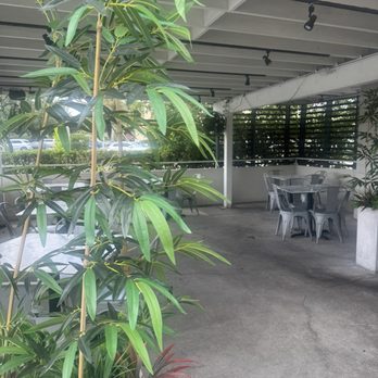 Pho 813 - Outdoor seating - Vietnamese Near Me - Tampa, Florida Pho 813 - Outdoor seating - Vietnamese Near Me - Tampa, Florida