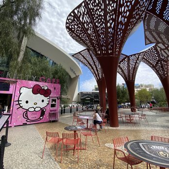 Hello Kitty Cafe - Sweet seating area to enjoy the experience - Desserts Near Me - Las Vegas, Nevada Hello Kitty Cafe - Sweet seating area to enjoy the experience - Desserts Near Me - Las Vegas, Nevada