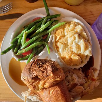 Salt + Smoke - Salt and Smoke's 1-meat plate (turkey, white mac n cheese, green beans, and the famous popover) - Bars Near Me - Saint Louis, Missouri Salt + Smoke - Salt and Smoke's 1-meat plate (turkey, white mac n cheese, green beans, and the famous popover) - Bars Near Me - Saint Louis, Missouri