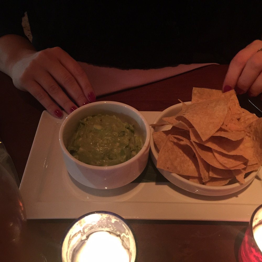El Vez - Guacamole - Mexican Near Me - Philadelphia, Pennsylvania