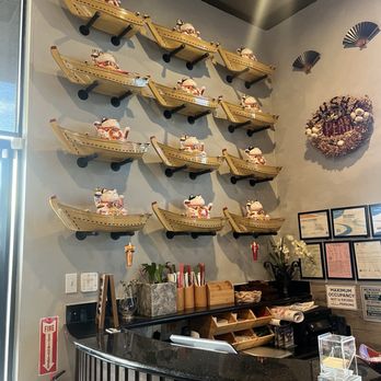 Pearl Sushi Lovers - Reception area - Japanese Near Me - Gilroy, California Pearl Sushi Lovers - Reception area - Japanese Near Me - Gilroy, California