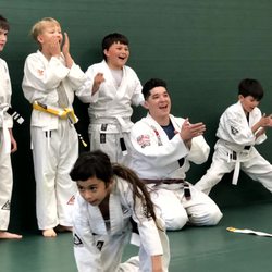 Gracie Jiu-Jitsu Seattle - We make self-defense fun for kids with jig-jitsu!