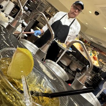 Oyster Bar - BRIAN ! The best Cook !! - Seafood Near Me - Las Vegas, Nevada Oyster Bar - BRIAN ! The best Cook !! - Seafood Near Me - Las Vegas, Nevada