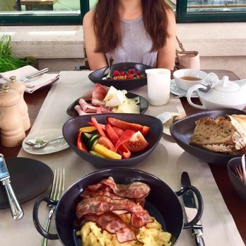Clementine Im Glashaus - Breakfast~ - Breakfast & Brunch Near Me - Vienna, 9 Clementine Im Glashaus - Breakfast~ - Breakfast & Brunch Near Me - Vienna, 9