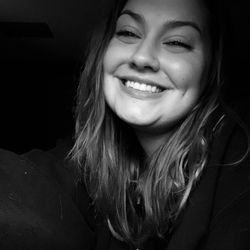 Curaleaf - Go see Hannah!
