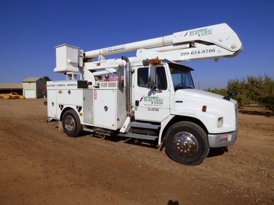 Matt Anderson Electric and Solar Logo
