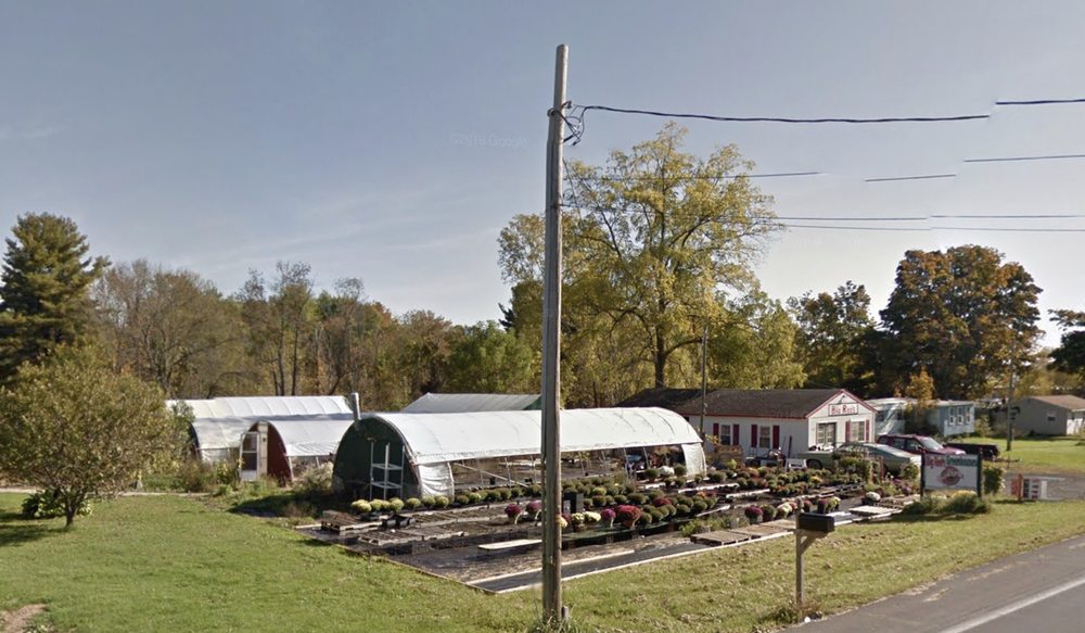 BIG REDS GREENHOUSE Updated October 2024 Fulton, New York