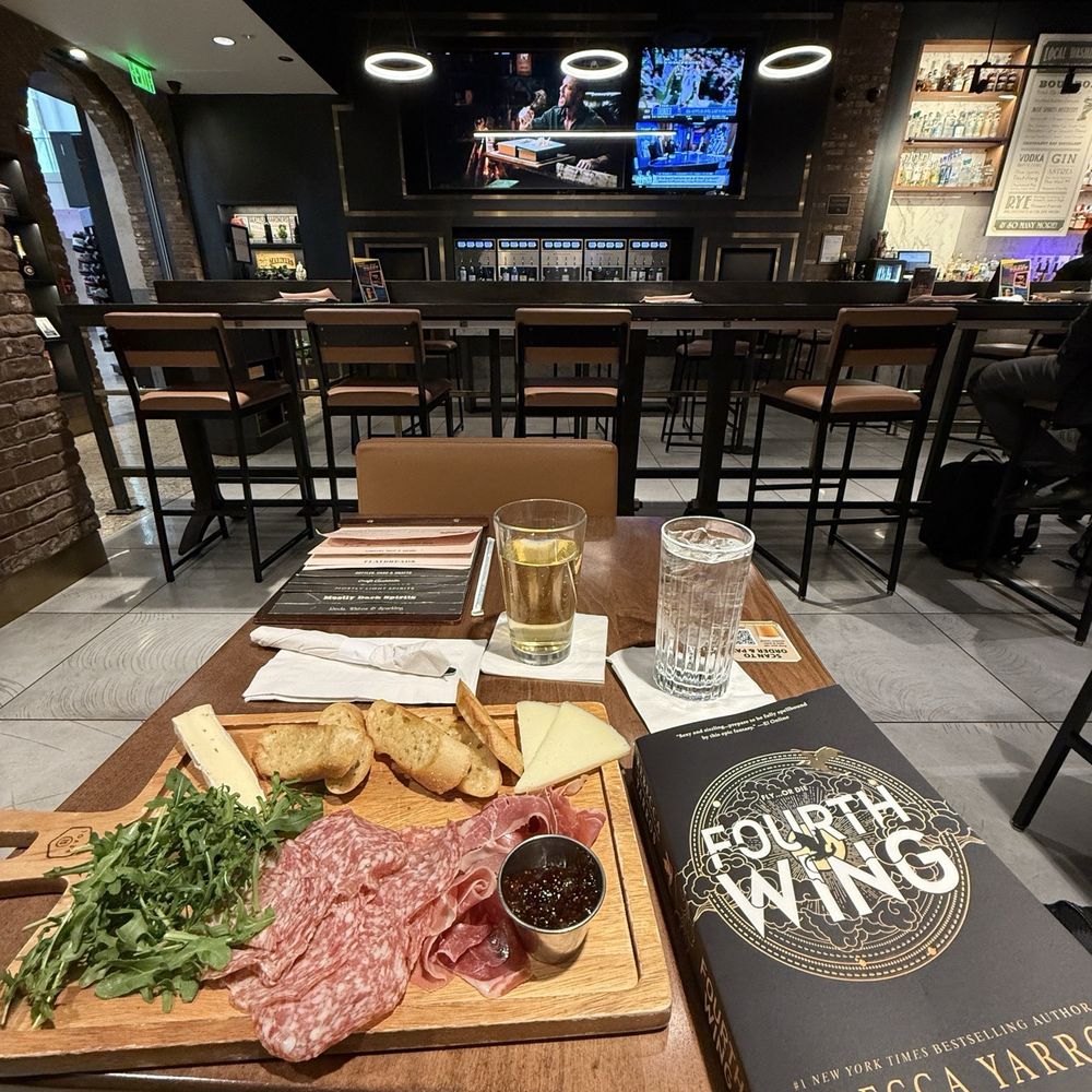Vyne - Charcuterie board, Seattle Cider Co. Dry Cider - Wine Bars Near Me - Seattle, Washington Vyne - Charcuterie board, Seattle Cider Co. Dry Cider - Wine Bars Near Me - Seattle, Washington