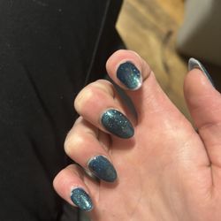 NiNi Nails & Spa