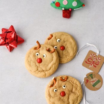HookyCookie - Rudolph cookie! Has a Nutella filled center! - Desserts Near Me HookyCookie - Rudolph cookie! Has a Nutella filled center! - Desserts Near Me
