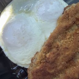 Disappointed that the CFS didn't appear homemade(?) ... it's pressed meat?
