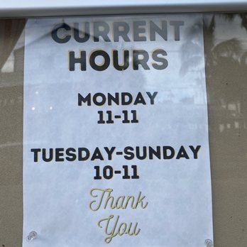 Island Dogs - Hours. - Bars Near Me - Key West, Florida Island Dogs - Hours. - Bars Near Me - Key West, Florida
