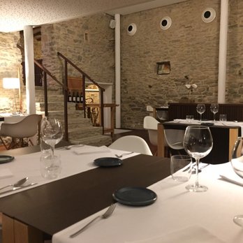 Hotel La Demba - Hotels Near Me - Abizanda, HU