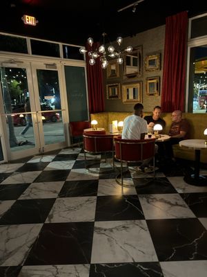 The West End Lounge by null