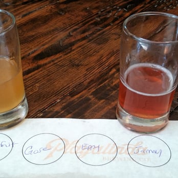 Hardware Store Brewing - My wife's favorites in the sampler - New American Near Me - Titusville, Florida Hardware Store Brewing - My wife's favorites in the sampler - New American Near Me - Titusville, Florida