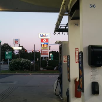 Mobil - Pumps and sign - Gas Stations Near Me - Fitchburg, Massachusetts Mobil - Pumps and sign - Gas Stations Near Me - Fitchburg, Massachusetts