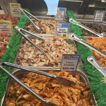 TAMURA’S MARKET WAILUKU - Updated February 2026 - 395 Photos & 88 ...