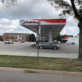 Kwik Shop - a gas station - Convenience Stores Near Me - Fremont, Nebraska Kwik Shop - a gas station - Convenience Stores Near Me - Fremont, Nebraska