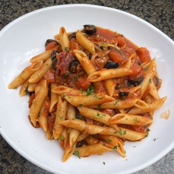 Pompeii Ristorante - Penne Alla Puttanesca - Italian Near Me - Los Altos, California Pompeii Ristorante - Penne Alla Puttanesca - Italian Near Me - Los Altos, California