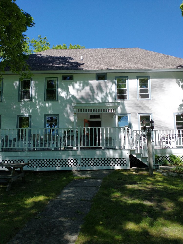 HOTEL WASHINGTON Updated September 2024 53 Photos & 28 Reviews 354 Range Line Rd