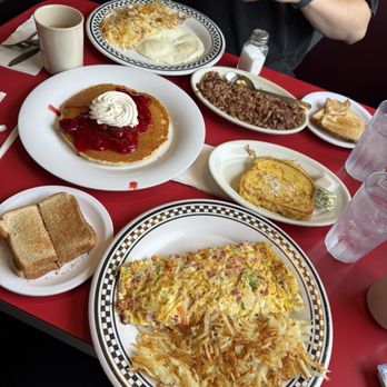 George's Kitchen - Diners Near Me - Cleveland, Ohio