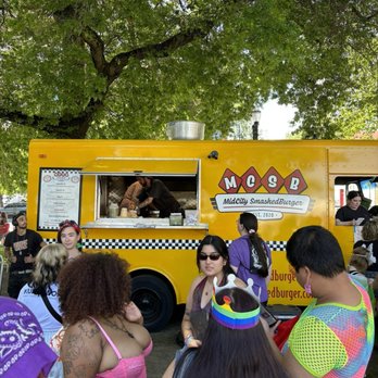 MidCity SmashedBurger - Food Trucks Near Me - Portland, Oregon MidCity SmashedBurger - Food Trucks Near Me - Portland, Oregon