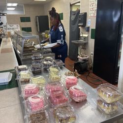 Hunnicutt's Cafe - Serve Line