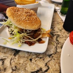 Jax Bar & Grill - Burger