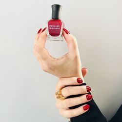 V & O Salon - 7-free and vegan!