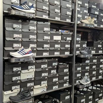Adidas - Men's Ultraboost - Nov 2025 - Shoe Stores Near Me - Portland, Oregon