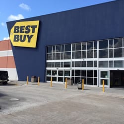 Best Buy - Best buy entrance