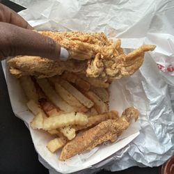 Harolds Chicken - Chicken tenders and fries
