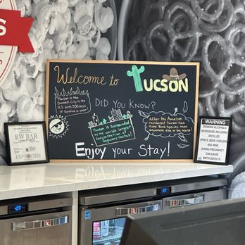 Hampton Inn & Suites Tucson-Mall - Hotels Near Me - Tucson, Arizona
