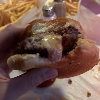 Matt's Bar - Jucy Lucy - Burgers Near Me - Minneapolis, Minnesota