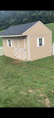 Installation of a Way Fair Shed - Walked into an pre started install, The original guys walked off on the job and had mad a mess of all the parts and materials. Had damaged a lot of the prefabricated parts or just installed them in the wrong place, It was clear that step by step instructions with pictures was not enough for this culprit, It was a mess when I got there and amazing by the time I left!!!.