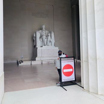 Lincoln Memorial - "Folks are usually about as happy as they make their minds up to be." ... President Lincoln - Landmarks & Historical Buildings Near Me - Washington, DC, District of Columbia Lincoln Memorial - "Folks are usually about as happy as they make their minds up to be." ... President Lincoln - Landmarks & Historical Buildings Near Me - Washington, DC, District of Columbia