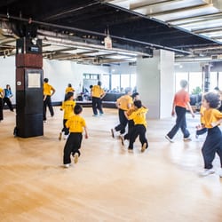 Shaolin Temple Quanfa Institute - Kids class along side with parents and beginner kung fu students!