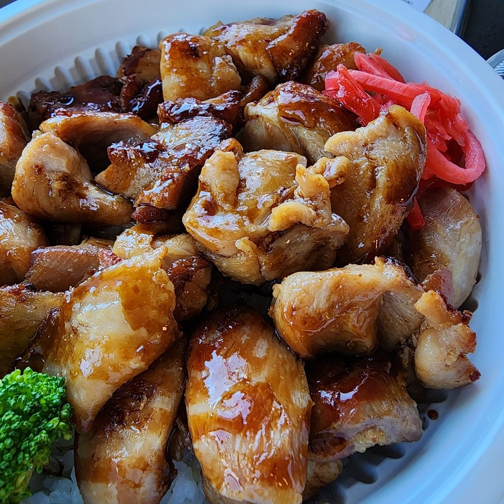 Tenkatori Hilo - Yakotori bowl, super tender with the Japanese short grain rice - Japanese Near Me - Hilo, Hawaii