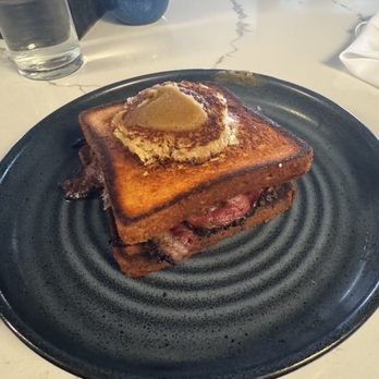 Sava's - Breakfast Reuben - Bars Near Me - Ann Arbor, Michigan