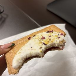 Pop tart!!! Pop tart!!!