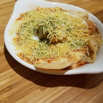 Indian Curry House - Papdi chaat. Cake was too hard. Not enough flavor. - Indian Near Me - Banff, Alberta