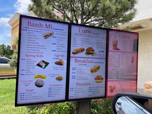 Lee's Sandwiches by null