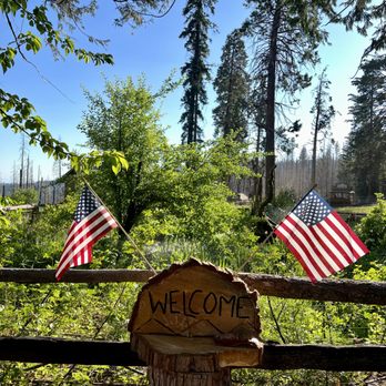 Yosemite Trails Horseback Adventures - Felt welcomed from the moment we arrived :) - Horseback Riding Near Me - Fish Camp, California Yosemite Trails Horseback Adventures - Felt welcomed from the moment we arrived :) - Horseback Riding Near Me - Fish Camp, California