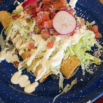 Todo Pa' La Cruda - Rolled Chicken Tacos - Mexican Near Me - San Diego, California