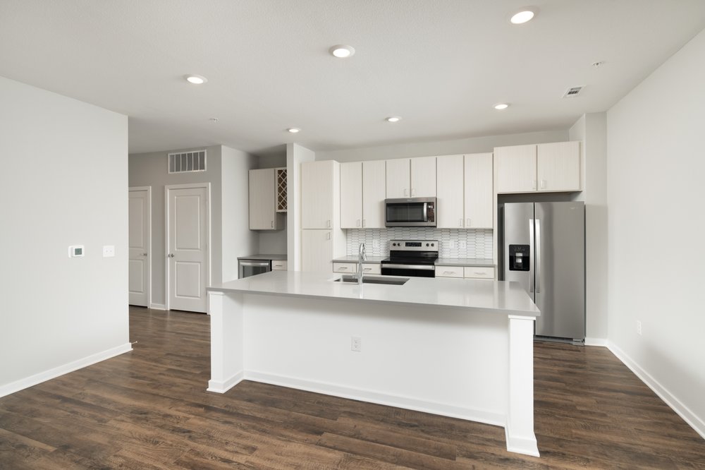 THE WYATT Updated September 2024 40 Photos & 13 Reviews 1233 S