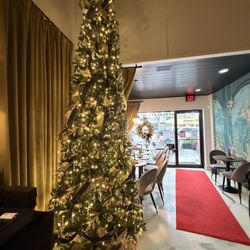 Savoir On Central - Holidays at Savoir!