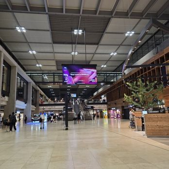 Flughafen Berlin Brandenburg BER - What you will see after going upstairs from subway - Airports Near Me - Schönefeld, BB