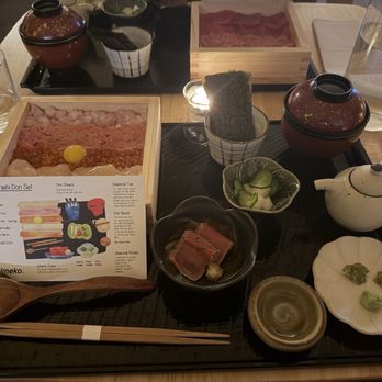 Umeko - Chirashi don set - Japanese Near Me - New York, New York